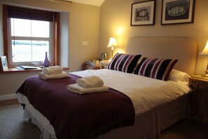 Family Suite, 2 Bedrooms | Desk, iron/ironing board, free WiFi - The Allanton Inn (Duns)
