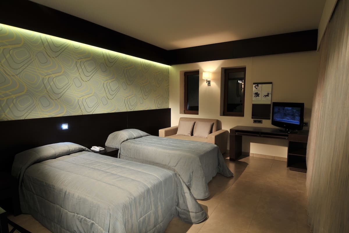 Allergikerbettwaren, Betten mit Memory-Foam-Matratzen, Zimmersafe