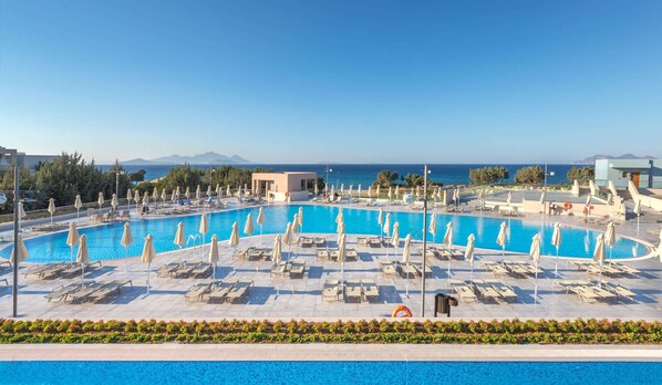 Indoor pool, 4 outdoor pools, pool umbrellas, sun loungers