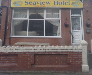 Exterior - Seaview Hotel (Blackpool)