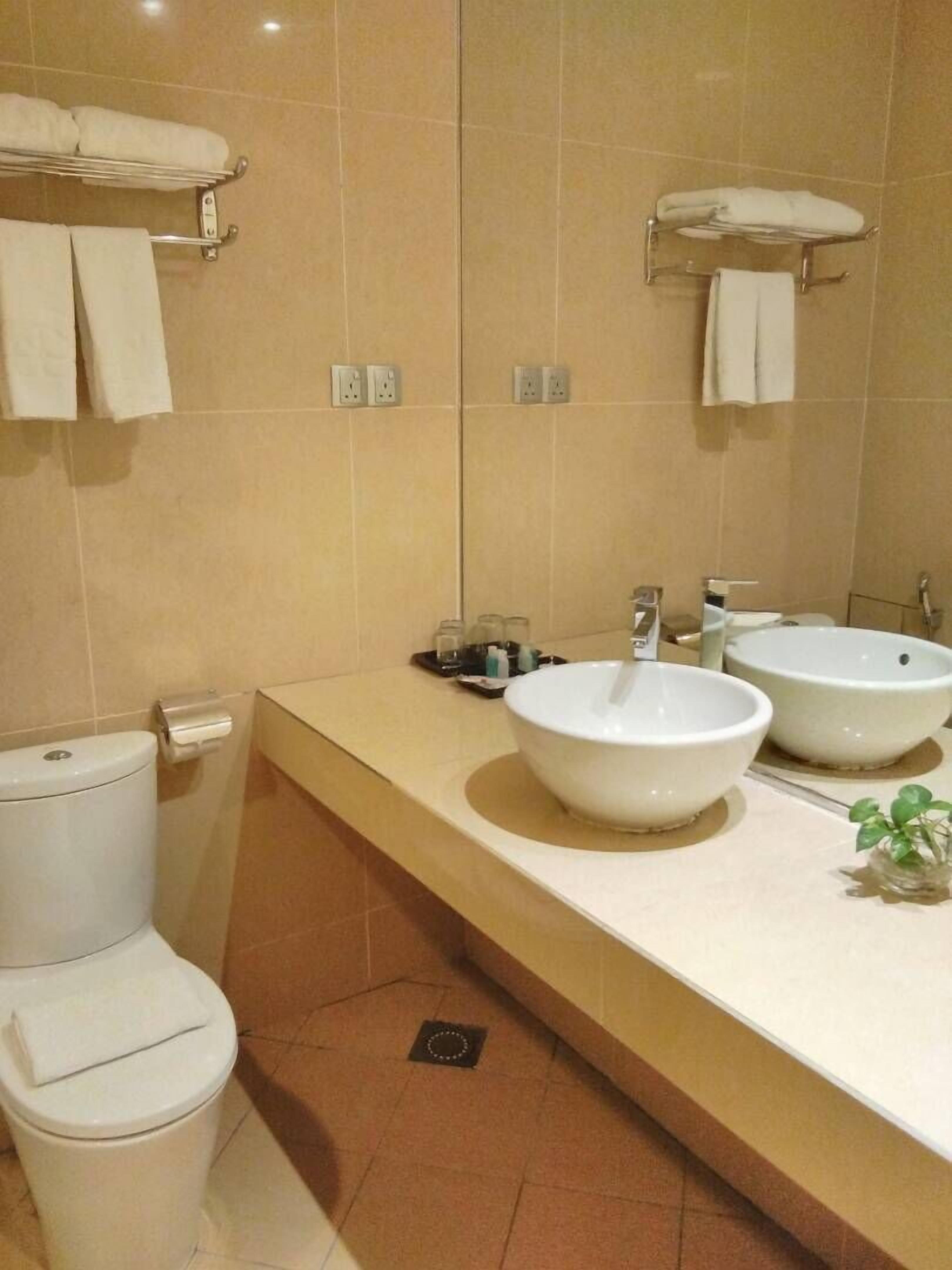 Foto - Courtyard Hotel 1Borneo