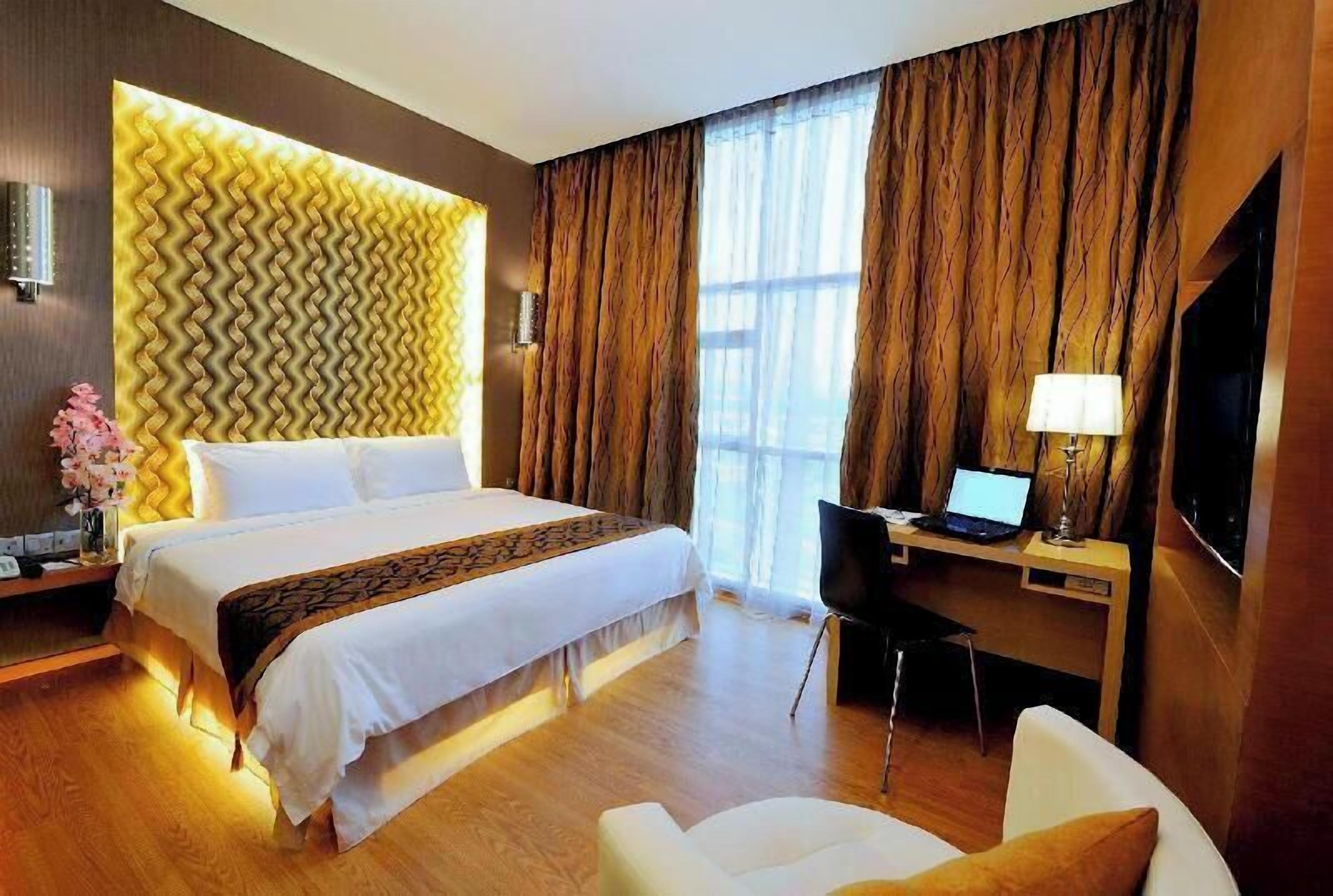 Select Comfort beds, in-room safe, individually furnished, desk