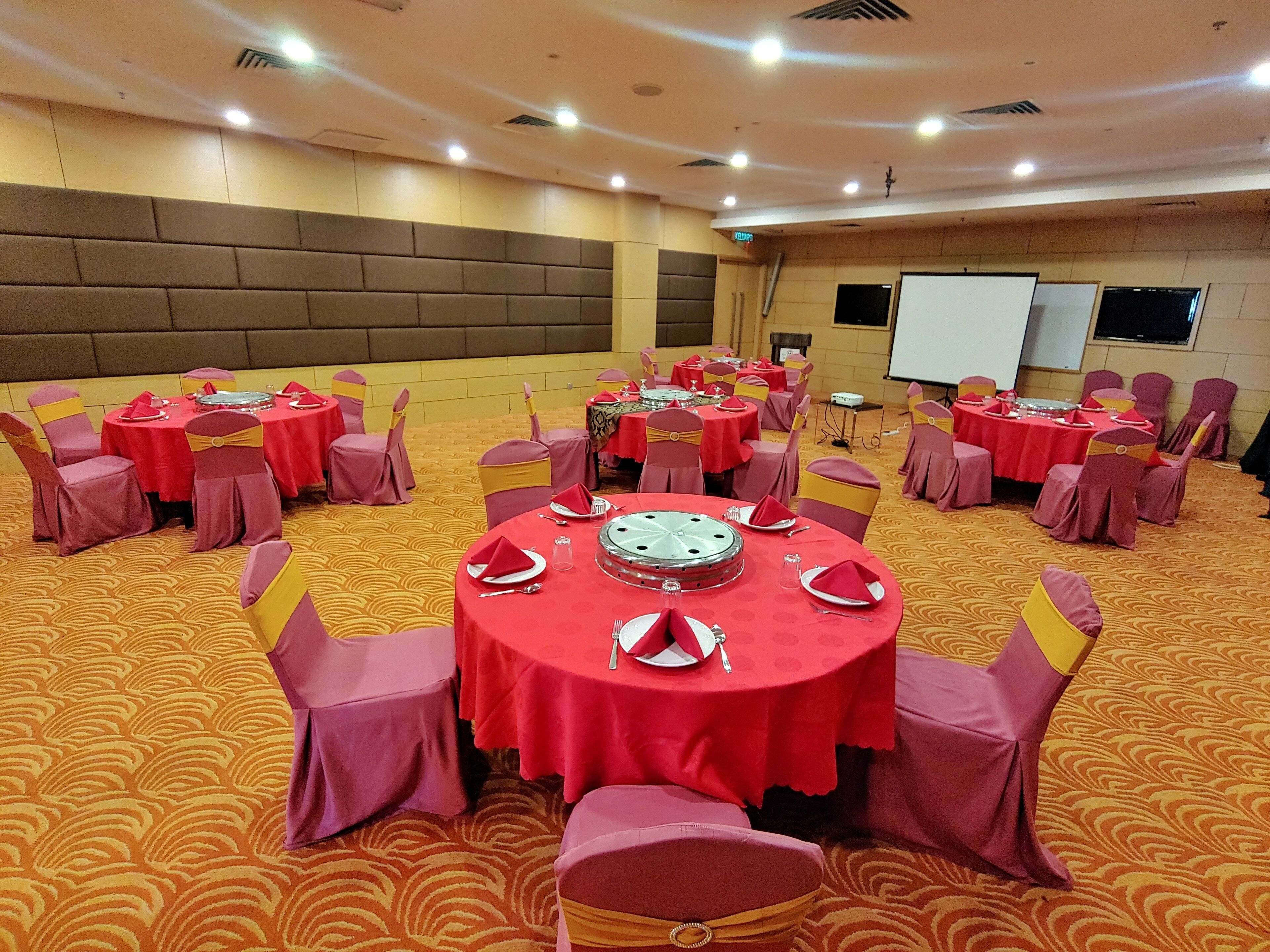 Foto - Courtyard Hotel @ 1Borneo
