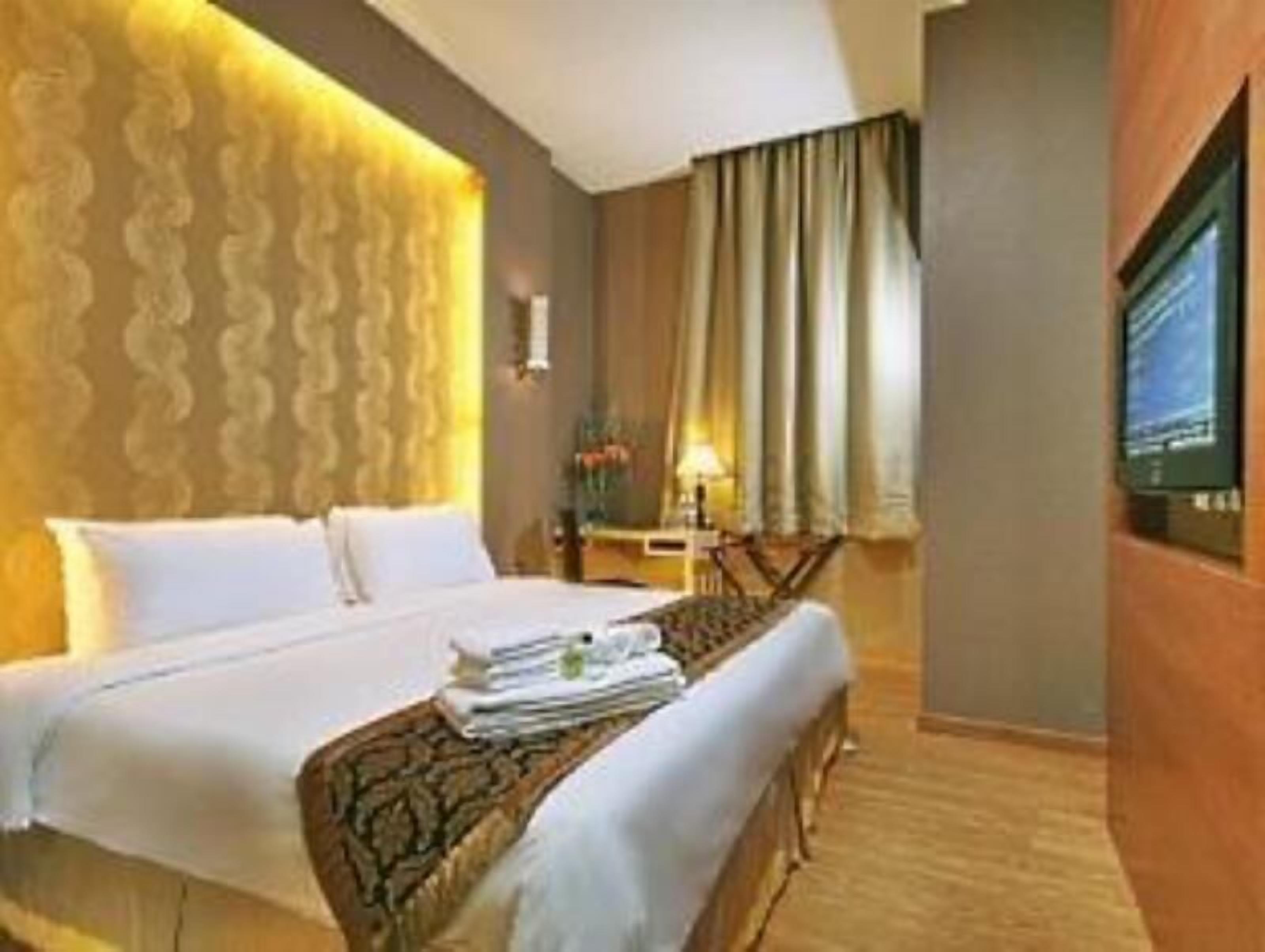 Select Comfort beds, in-room safe, individually furnished, desk