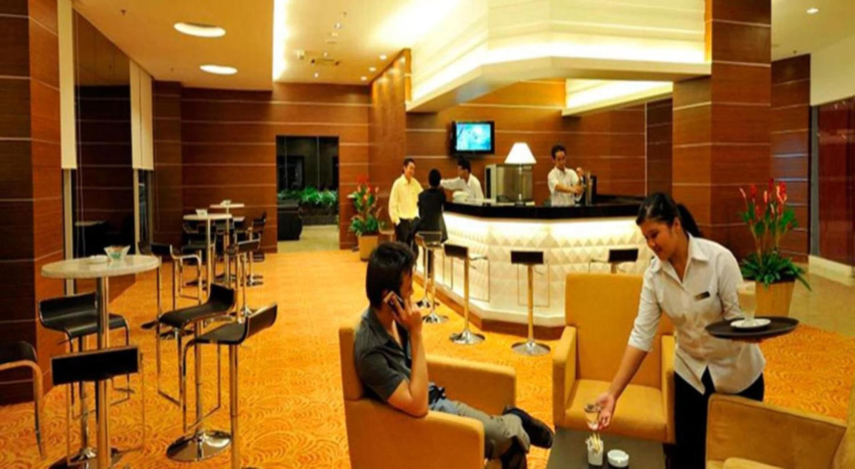 Foto - Courtyard Hotel 1Borneo