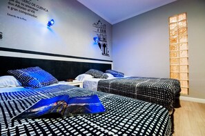 Minibar, in-room safe, desk, free WiFi - Hotel LB Villa De Cuenca (Cuenca)