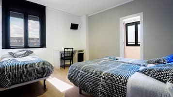 Minibar, in-room safe, desk, free WiFi