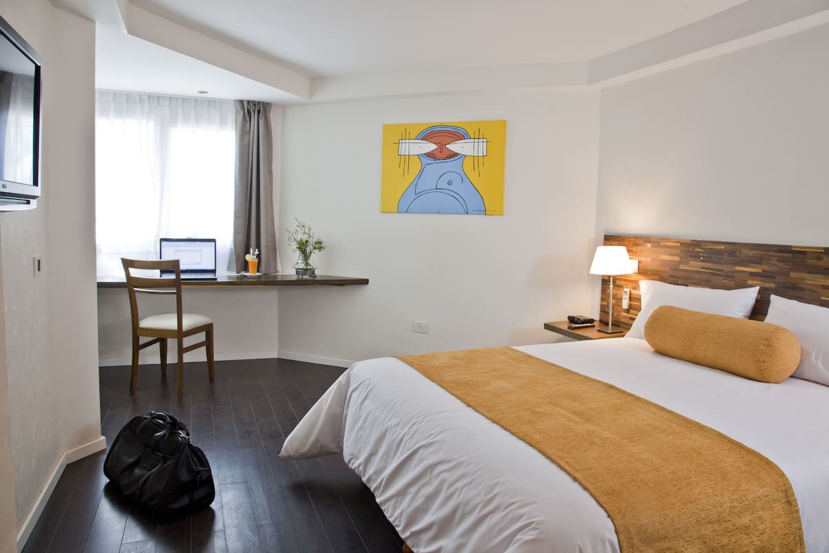 In-room safe, desk, soundproofing, iron/ironing board
