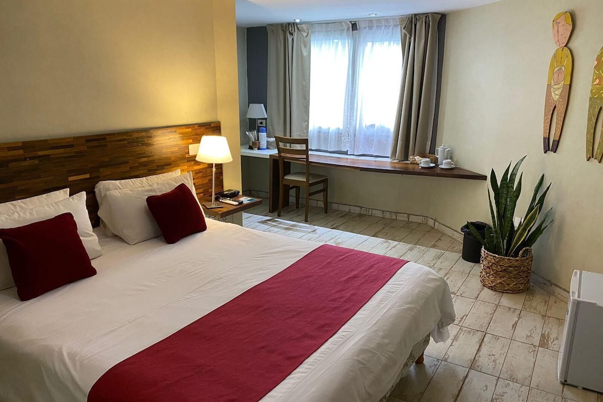 In-room safe, desk, soundproofing, iron/ironing board