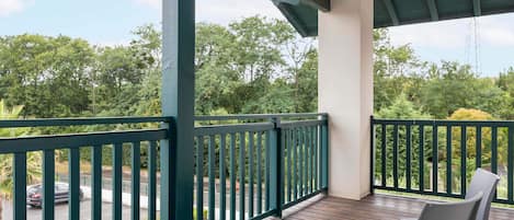 Chambre Double Confort, non-fumeurs, balcon | Terrasse/Patio