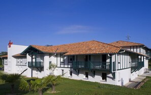 Front of property - B&B HOTEL Saint-Jean de Luz (Saint-Jean-de-Luz)