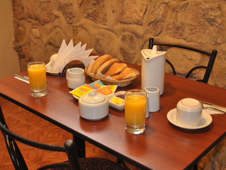 Petit déjeuner continental compris tous les jours