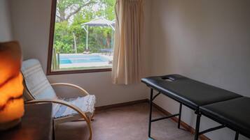 Massage in accommodation