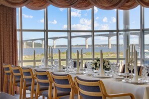 قاعة الولائم والاحتفالات