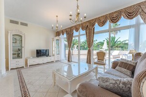 Televisión de pantalla plana