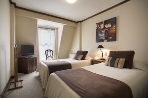 Minibar, caja fuerte, wifi gratis y ropa de cama