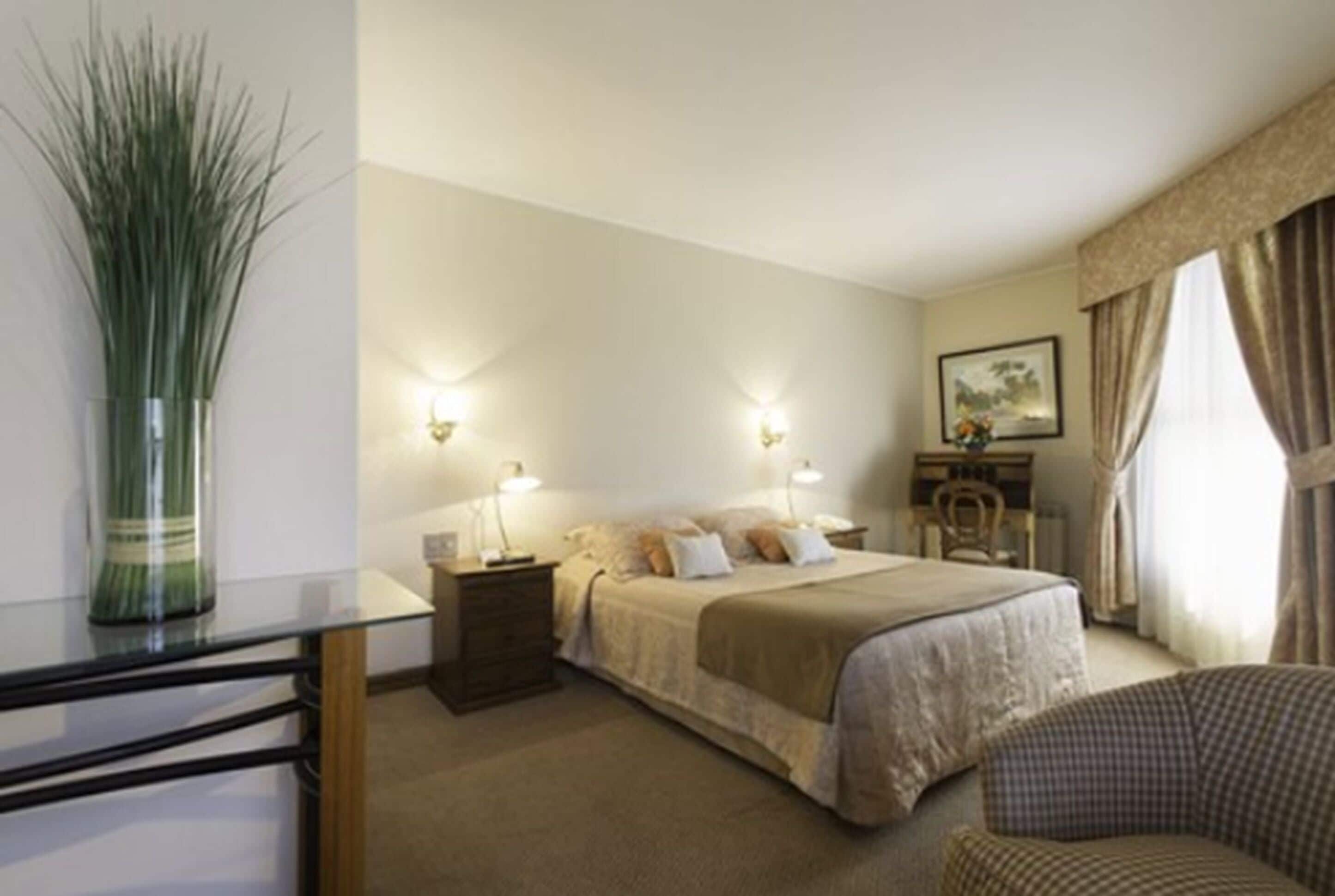 Suite | Minibar, in-room safe, free WiFi, bed sheets