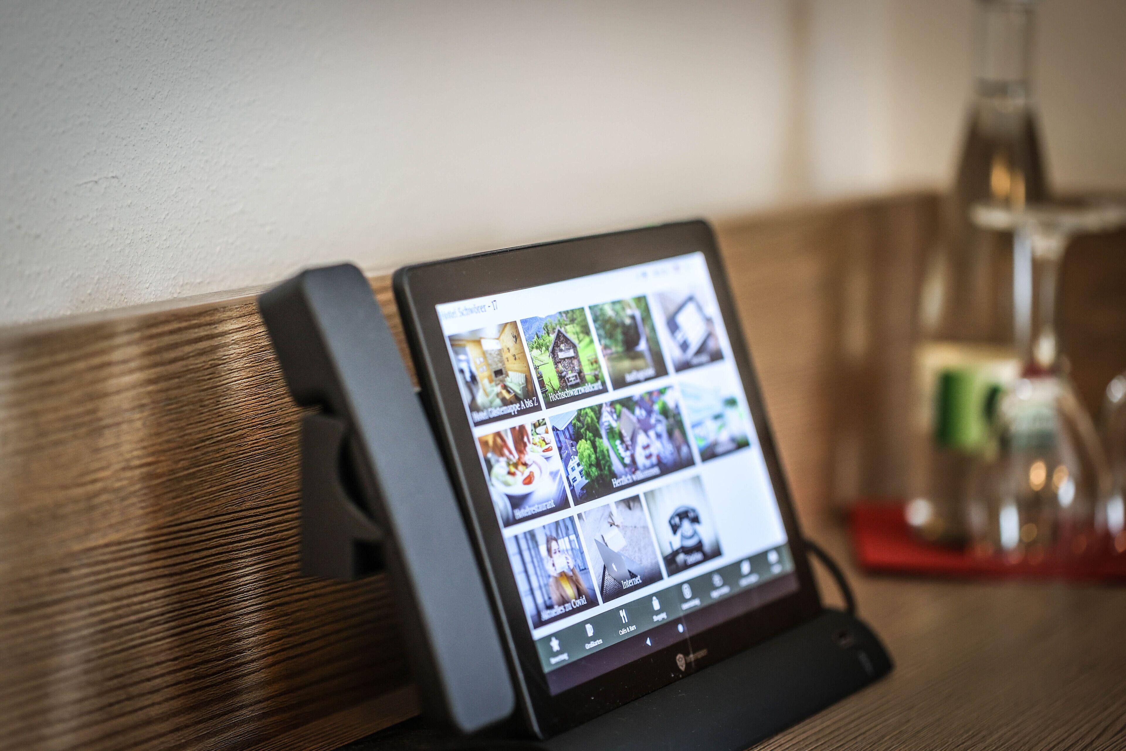 comfort double room | living area | flat-screen tv