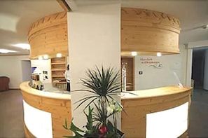Reception - Hotel Schwörer (Lenzkirch)