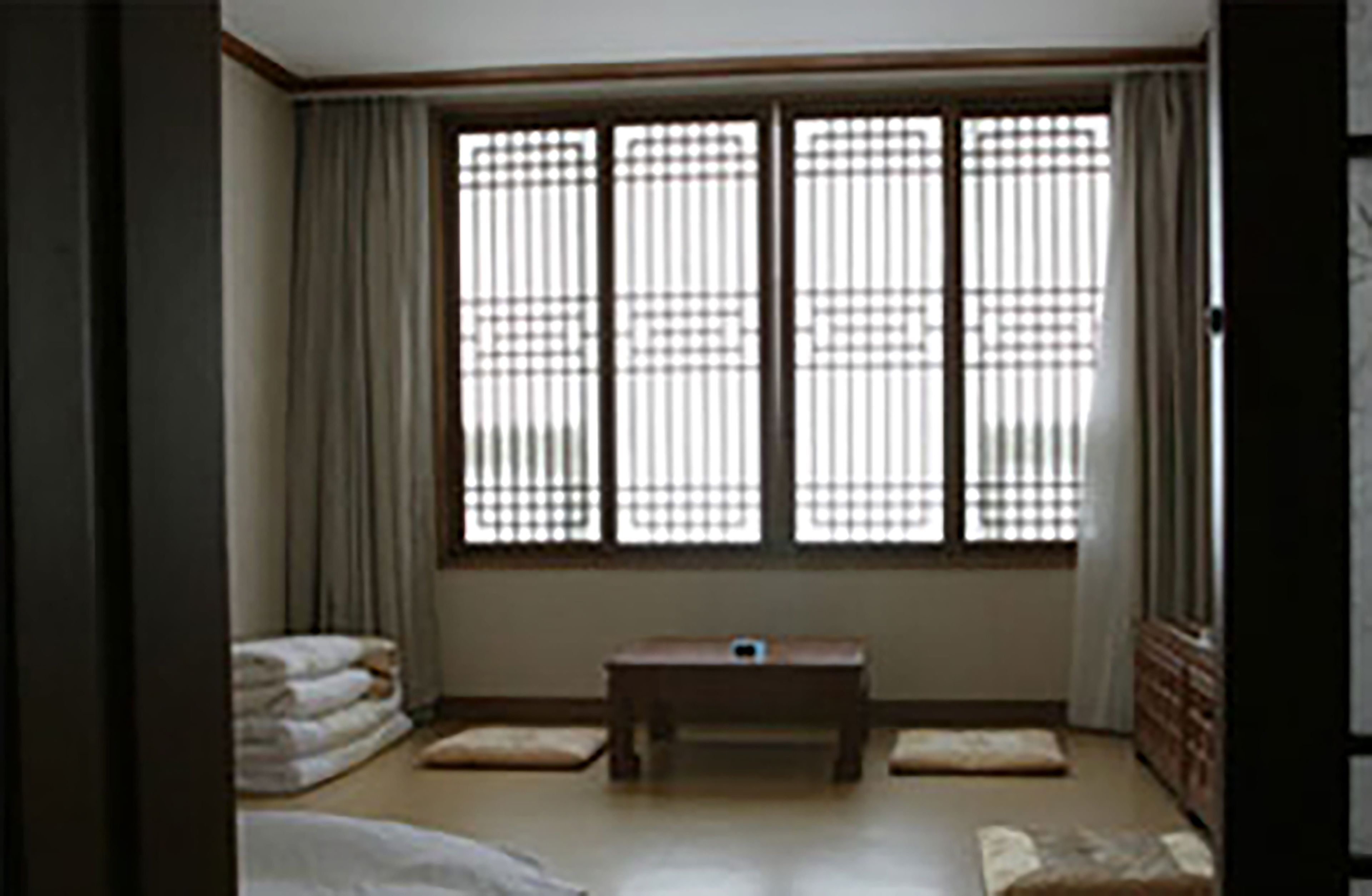 in-room safe, desk, free wifi, bed sheets