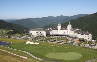 숙박 시설의 전망