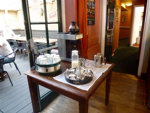 The Earl of Derby - Inn