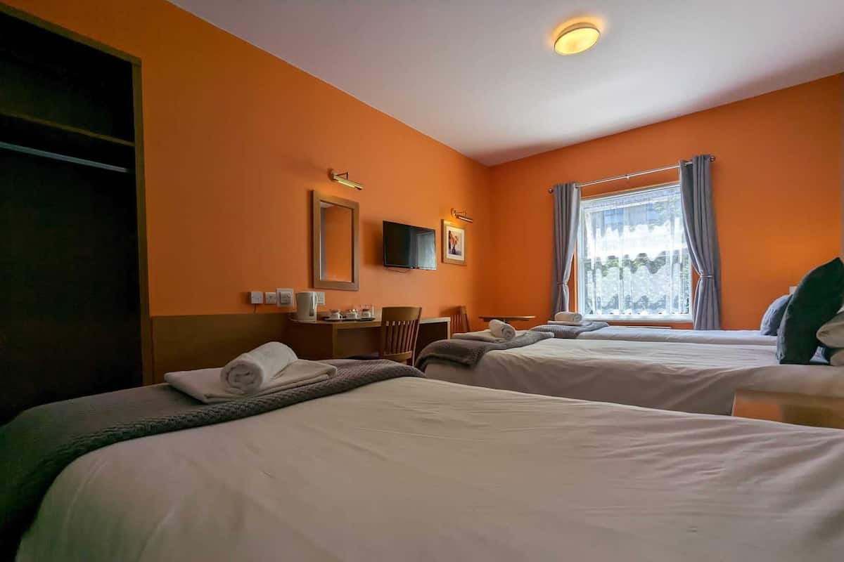 Dreibettzimmer