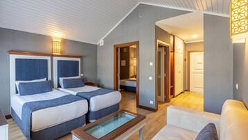 Habitación Confort, 2 habitaciones | Ropa de cama de alta calidad y minibar