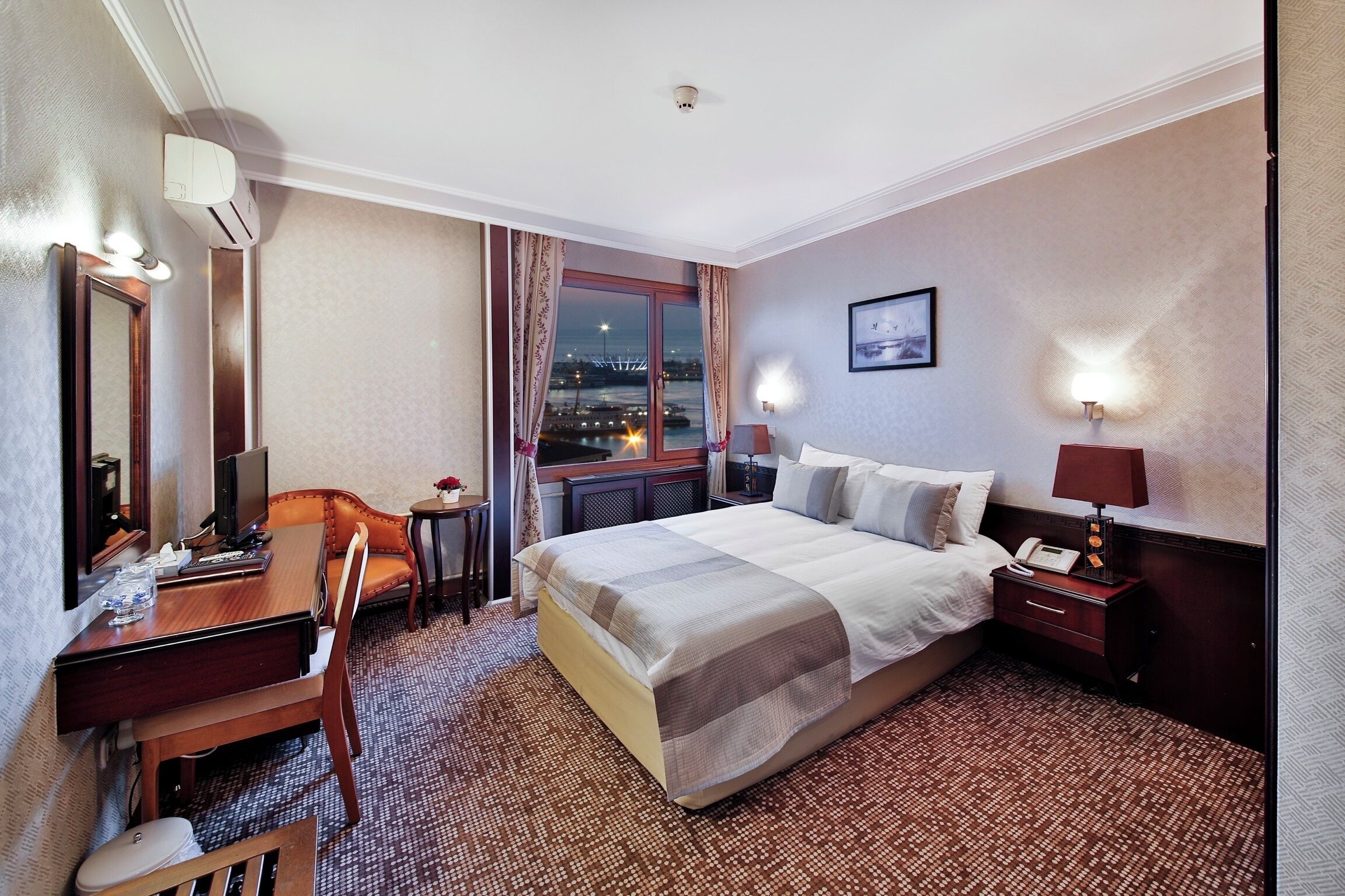 Standard Double or Twin Room 