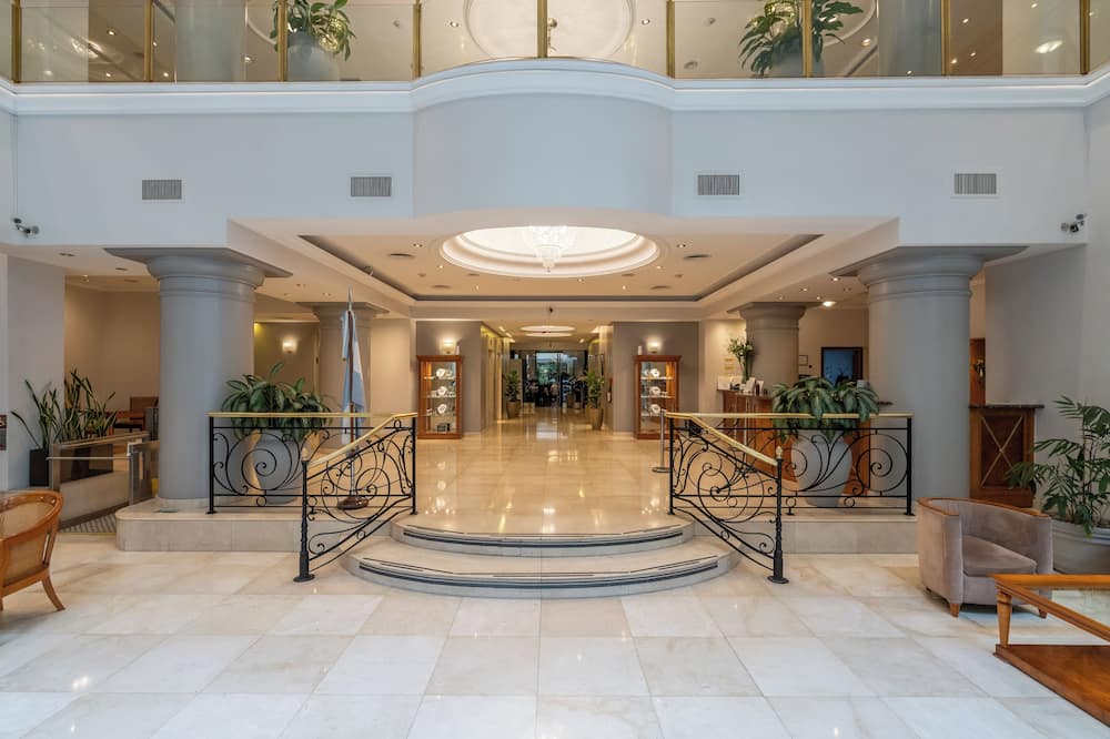 Hotel Intersur Recoleta