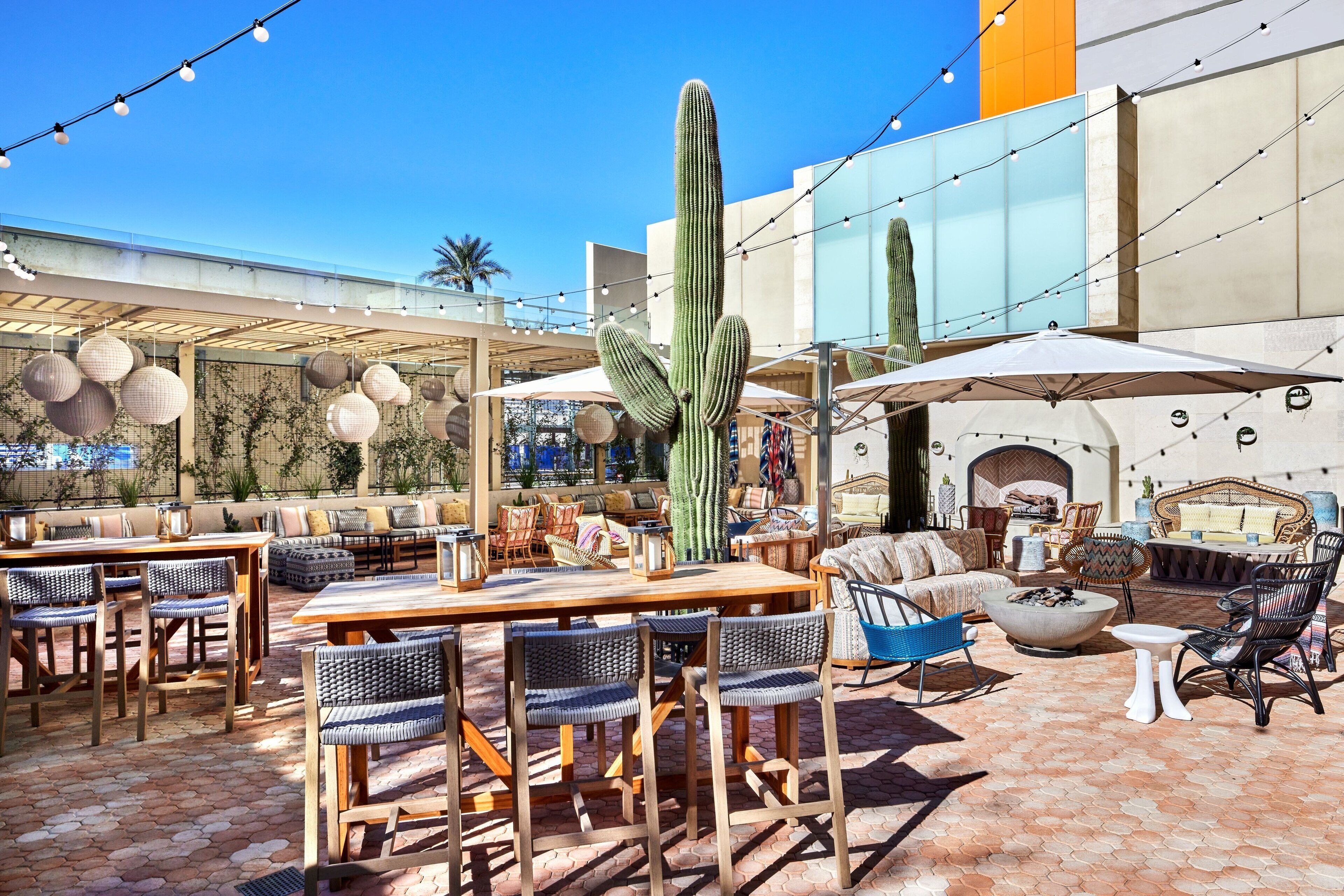 breakfast, lunch, dinner served; american cuisine