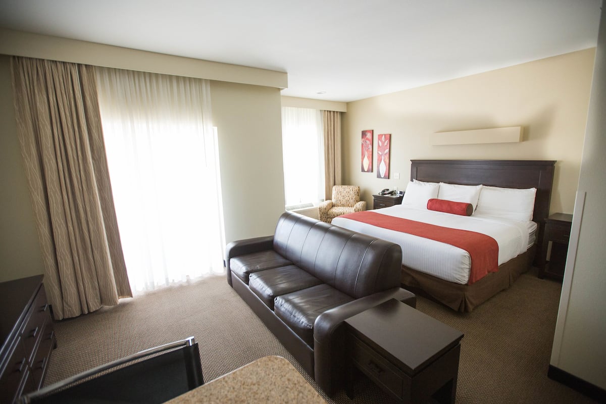 Standard Room, Courtyard Area