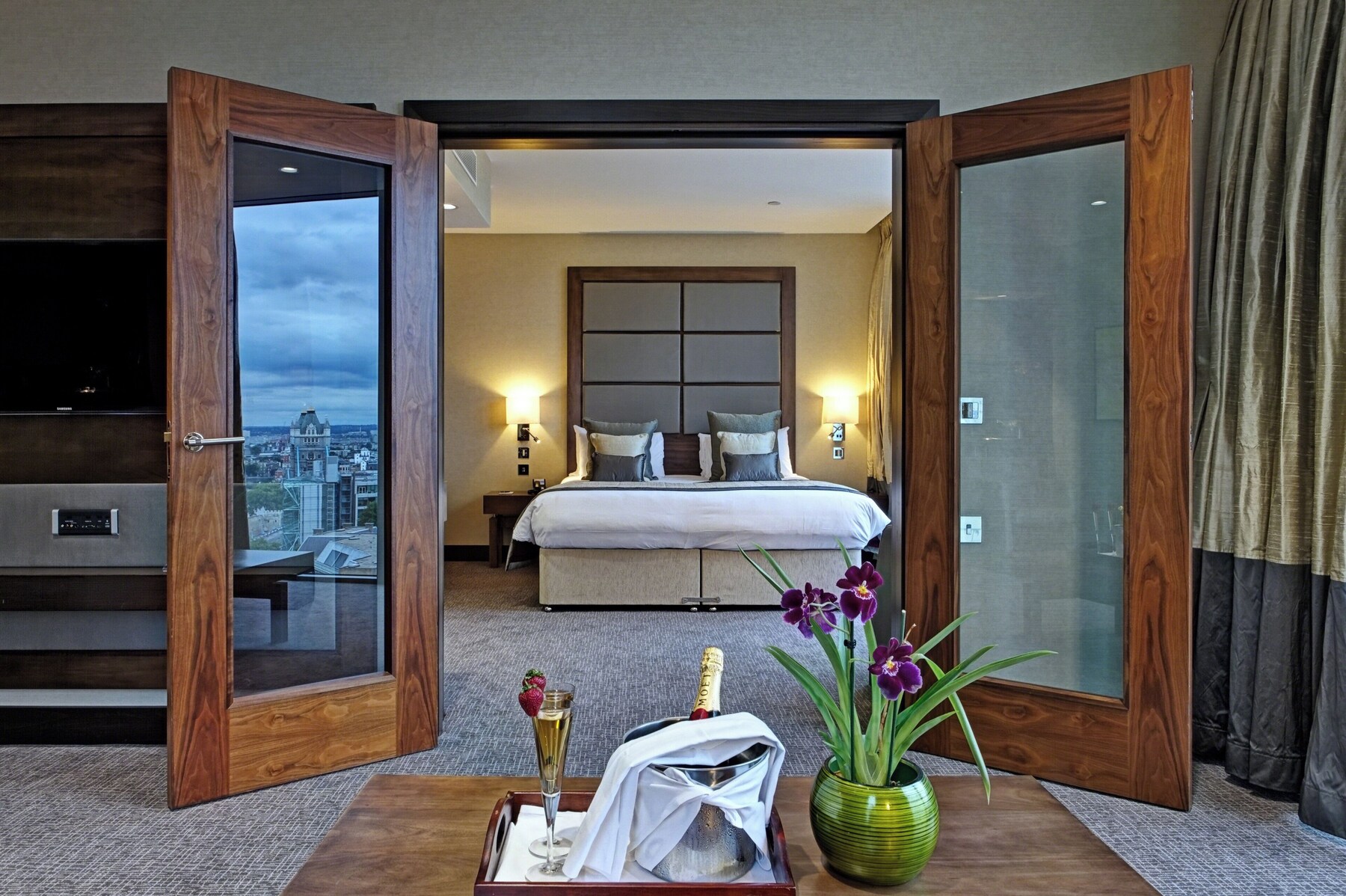 In-room safe, desk, laptop workspace, blackout curtains