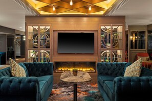 Coin salon dans le hall