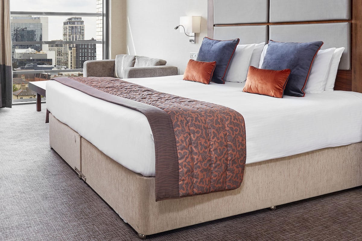 In-room safe, desk, laptop workspace, blackout drapes