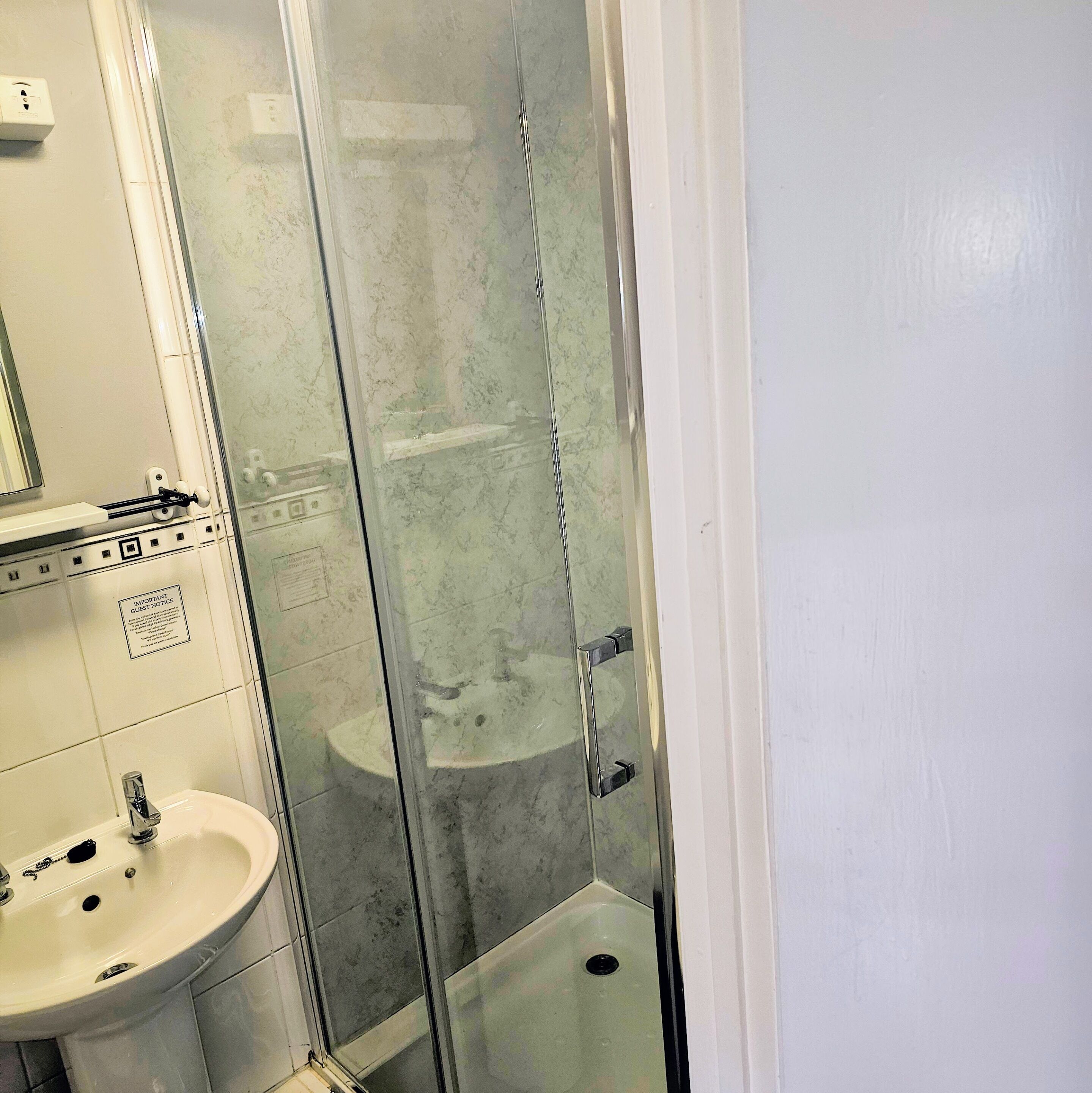 Double Room, Ensuite | Bathroom
