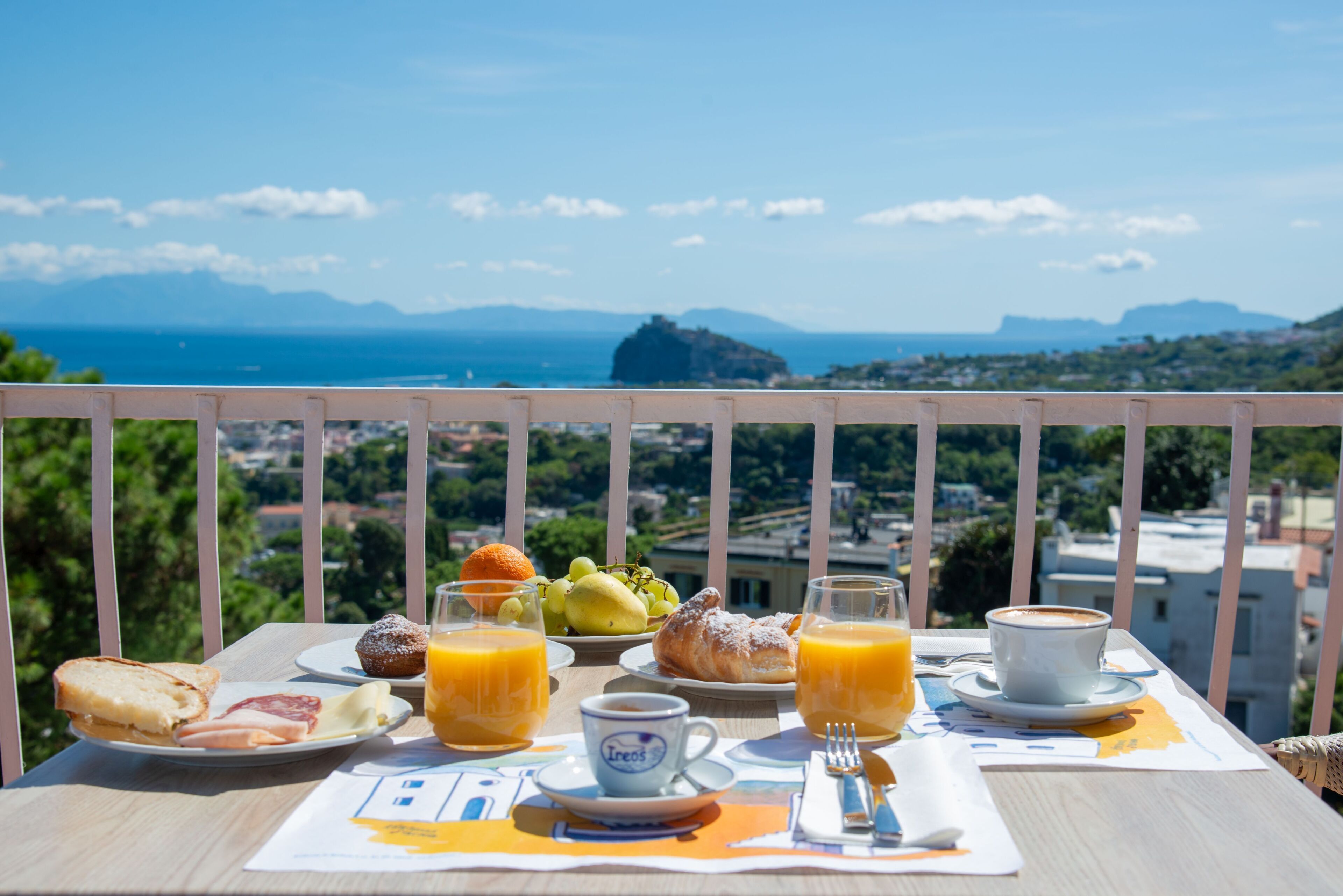 free buffet breakfast