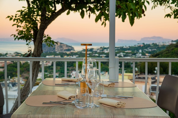 Se sirven desayunos, comidas y cenas