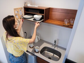 Fridge, microwave, coffee/tea maker - Tokyu Stay Ikebukuro (Tokyo)