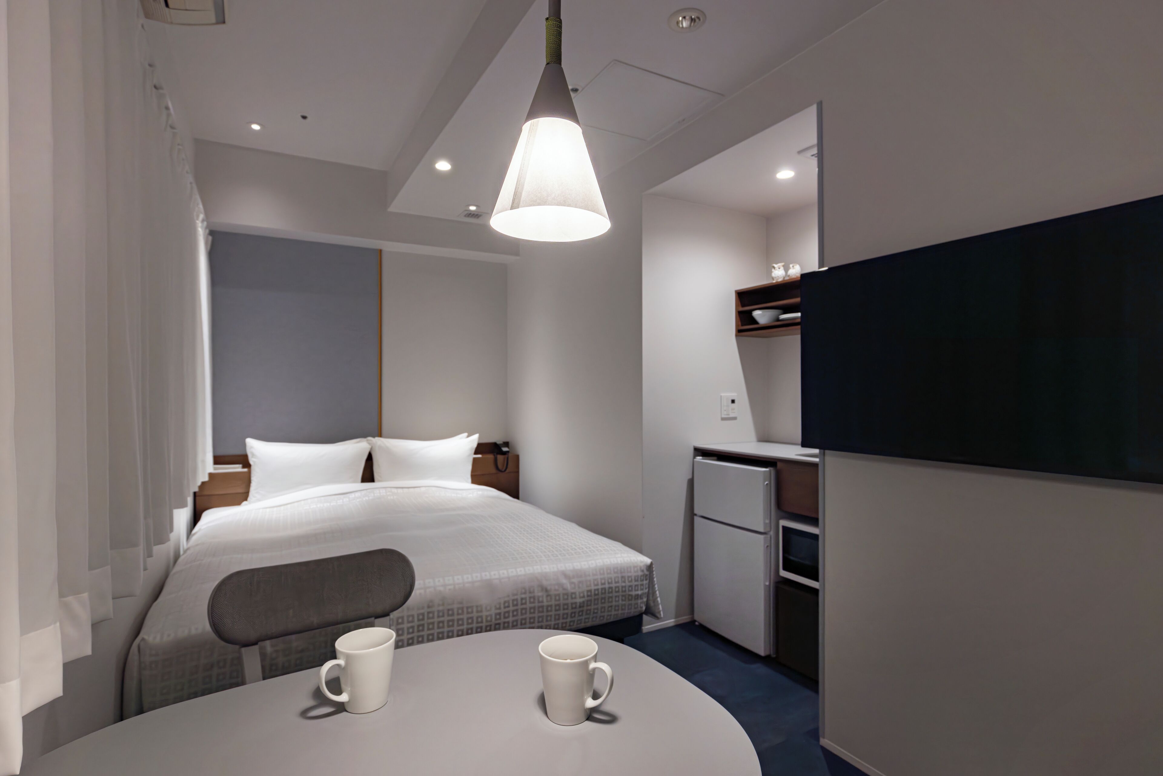 1 bedroom, in-room safe, desk, blackout curtains