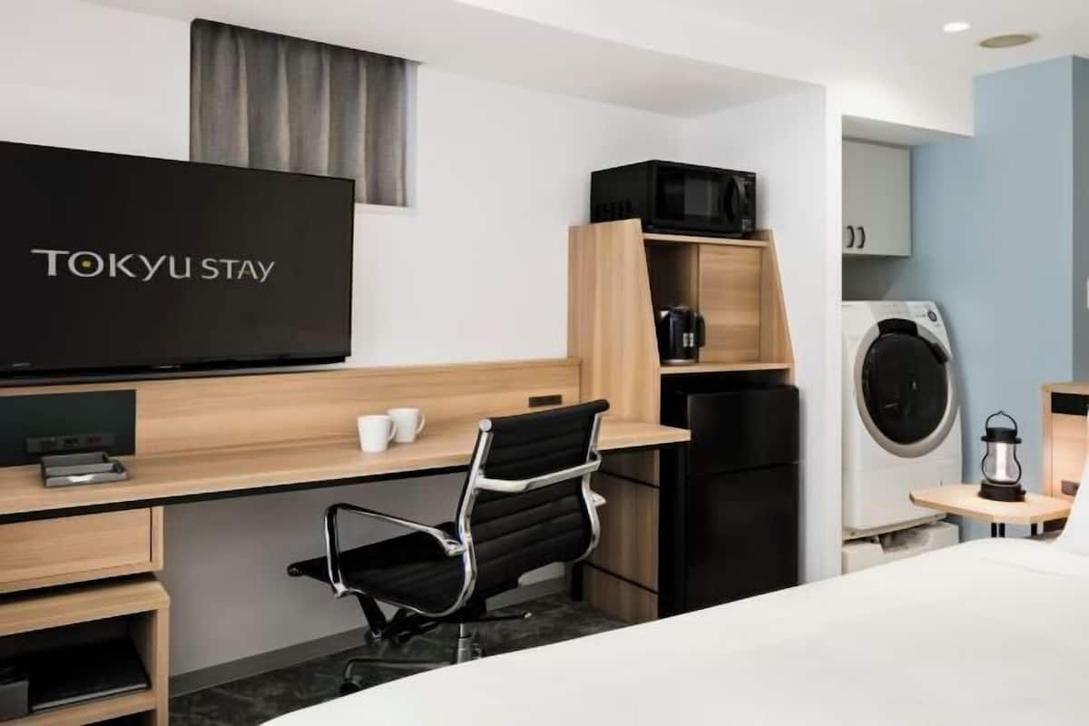 In-room safe, blackout curtains, iron/ironing board, free WiFi