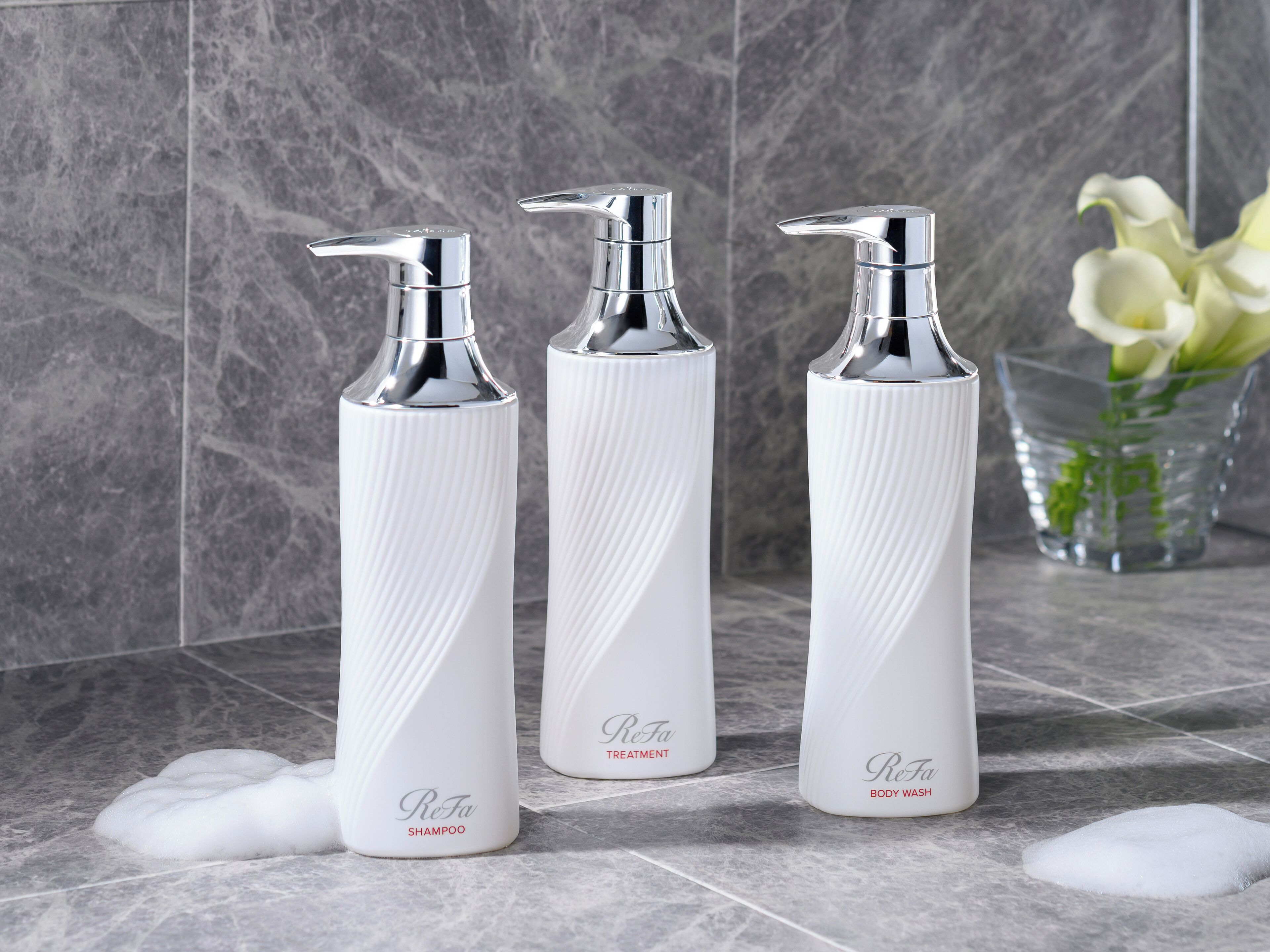 combined shower/bathtub, free toiletries, hair dryer, bathrobes