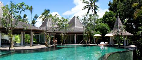 Outdoor pool, pool umbrellas, pool loungers