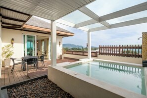 Penthouse | Balcony view