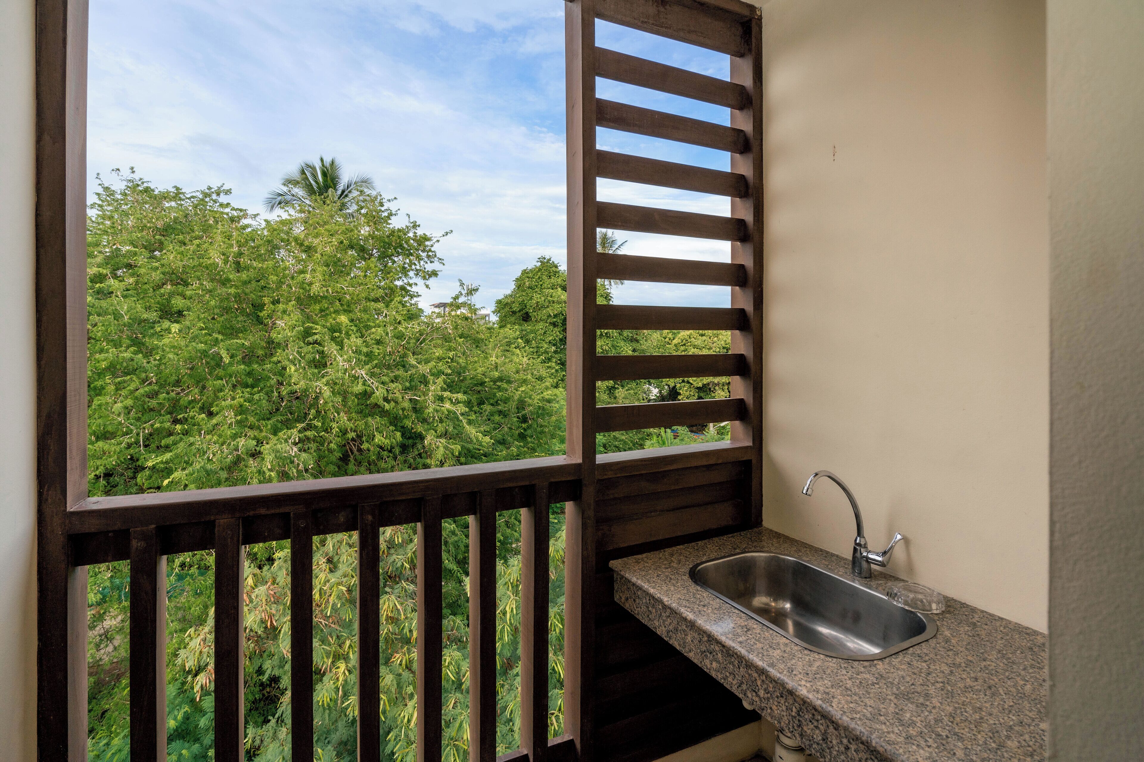 Photo - Ratana Hotel Chalong