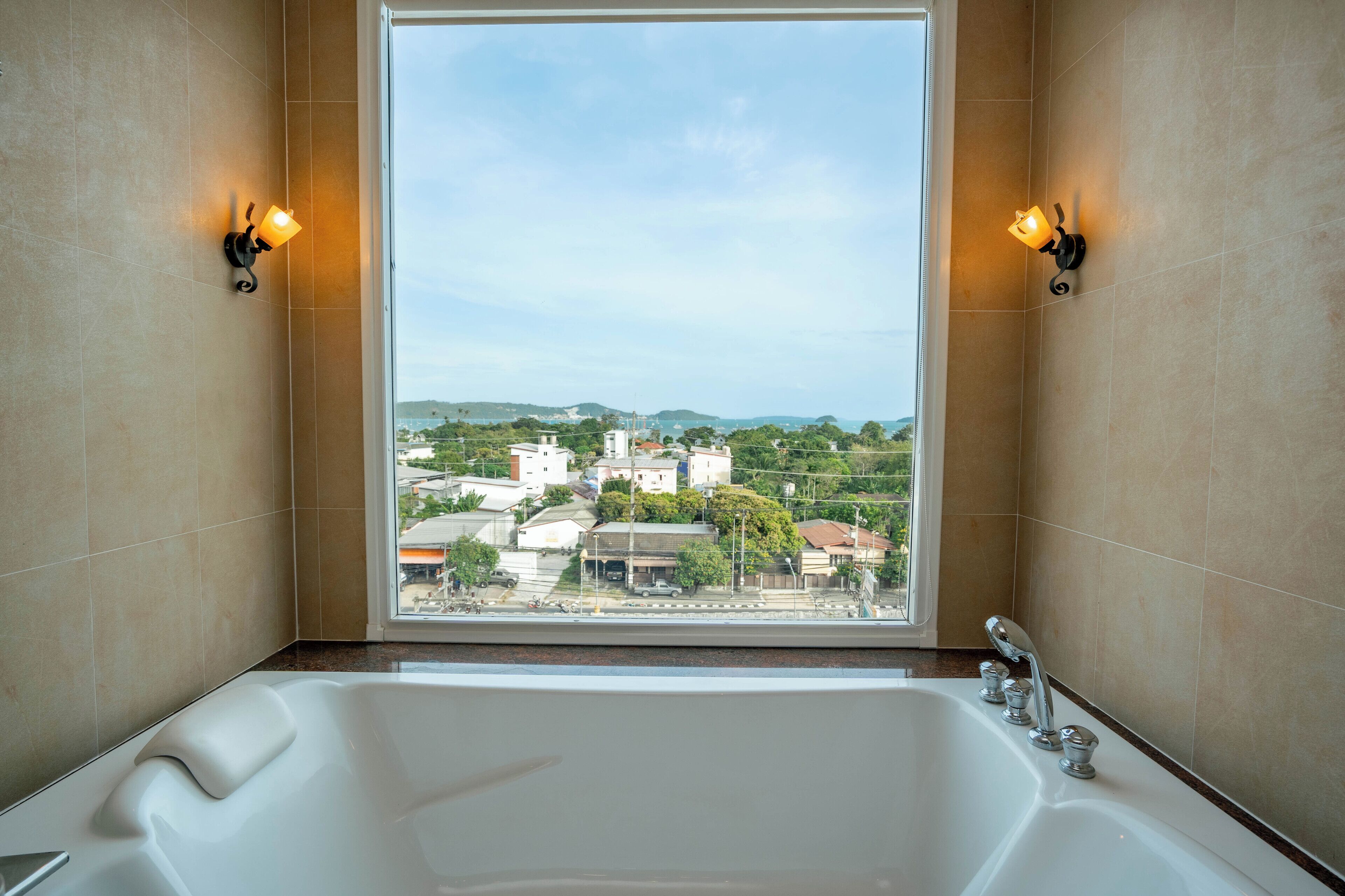 Photo - Ratana Hotel Chalong