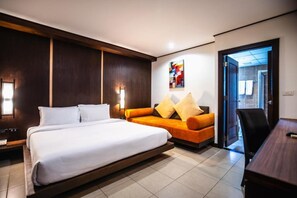 Suite, Sea View | In-room safe, desk, blackout curtains, free WiFi