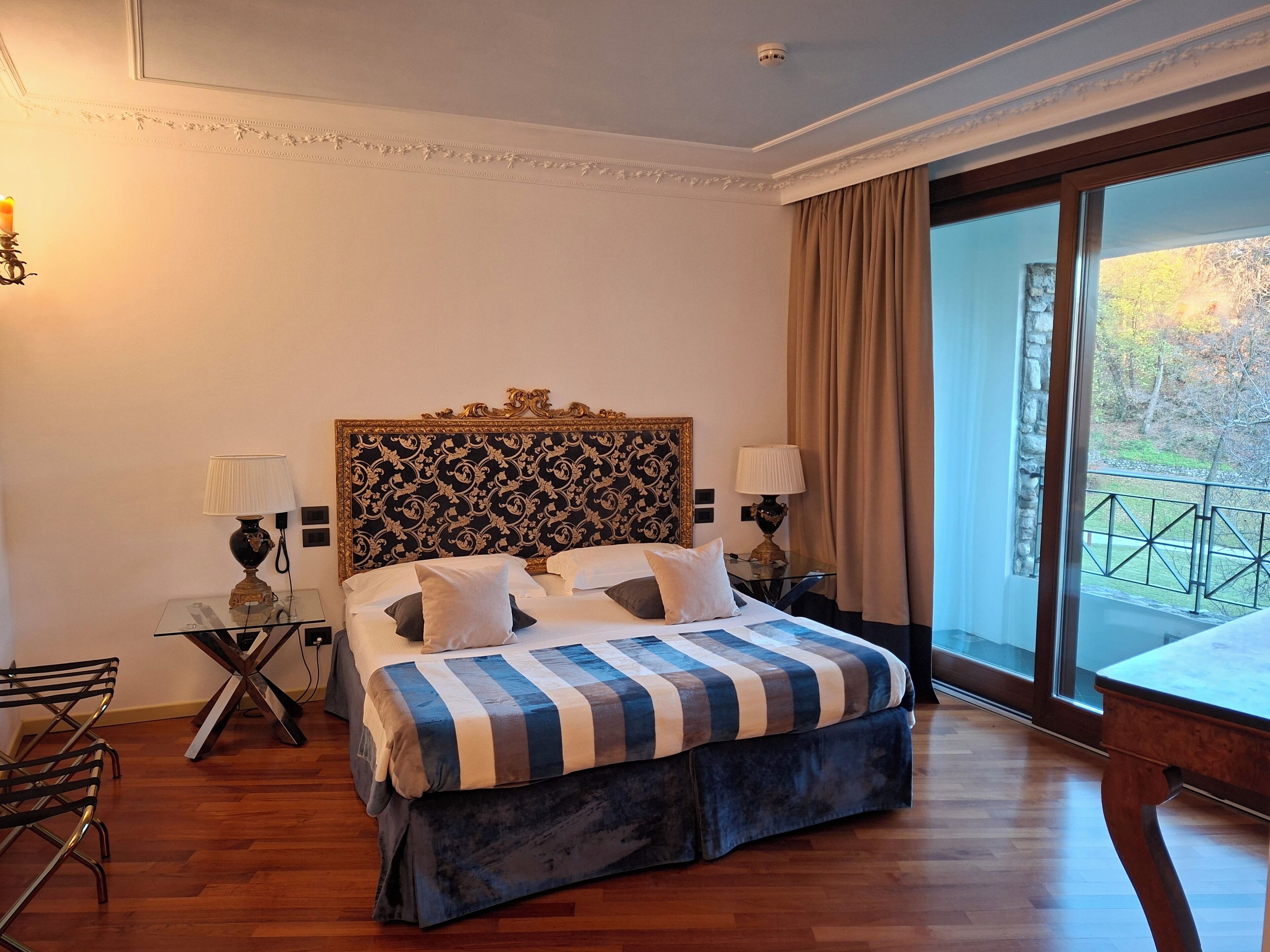 Suite – exclusive | Dundyner, minibar, safe på rommet og individuelt innredet