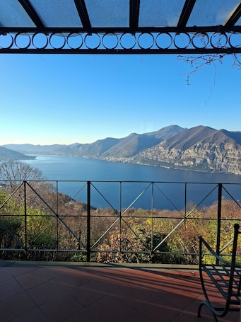 Terrace/patio. I due Roccoli