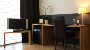 Kahden hengen standard-huone (yksi tai kaksi sänkyä) | Tallelokero huoneessa, työpöytä, äänieristys, ilmaiset vauvansängyt